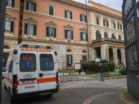 roma incendio ospedale