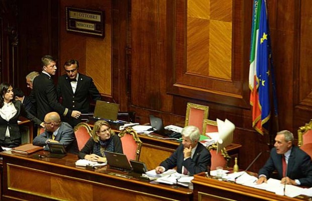 Jobs Act Caos Al Senato Ma Arriva La Fiducia Usignolonews